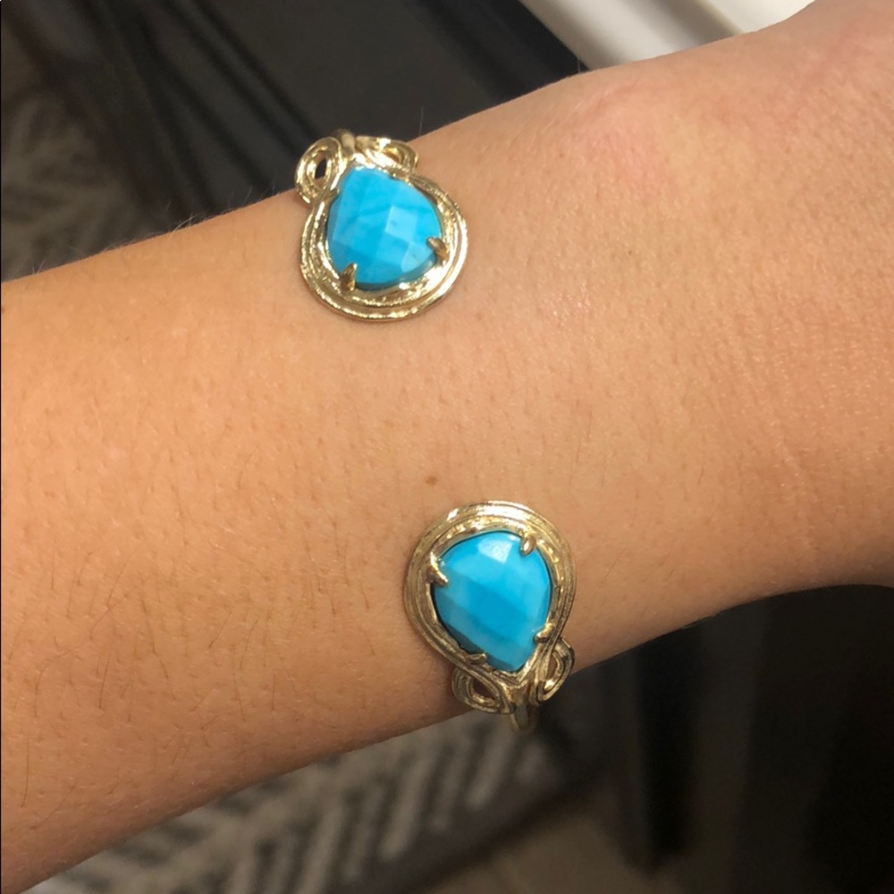 Kendra Scott bracelet